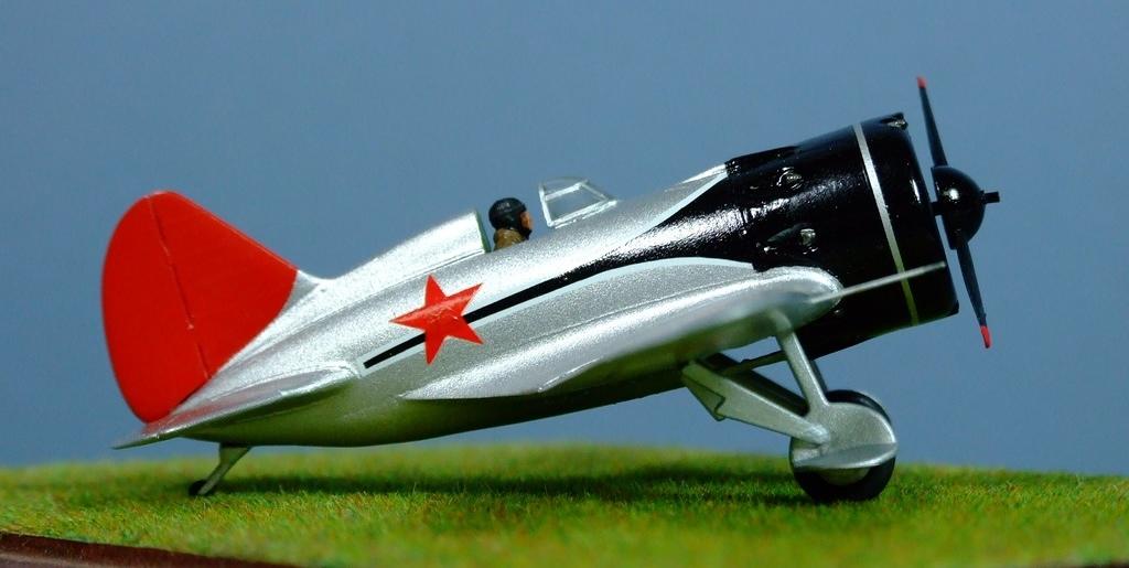 Polikarpov I-16, VVS "Red Five" team, 1939-40, 1:72