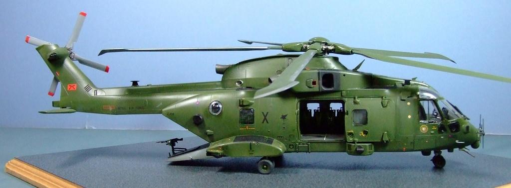 AgustaWestland Merlin HC2, 1:48