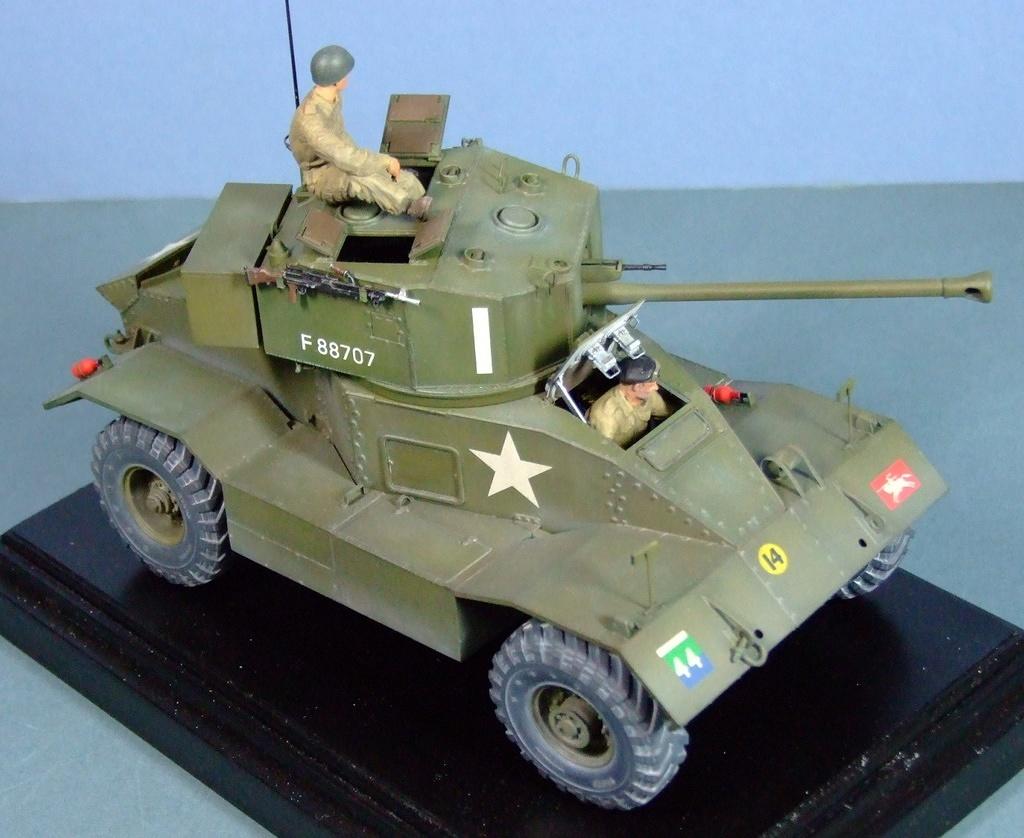 AEC Armoured Car Mk. III, 1:35