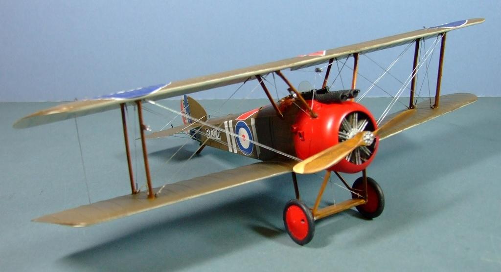 Sopwith Camel, Lloyd Brown, 209 Sqdn RAF, April 1918, 1:32