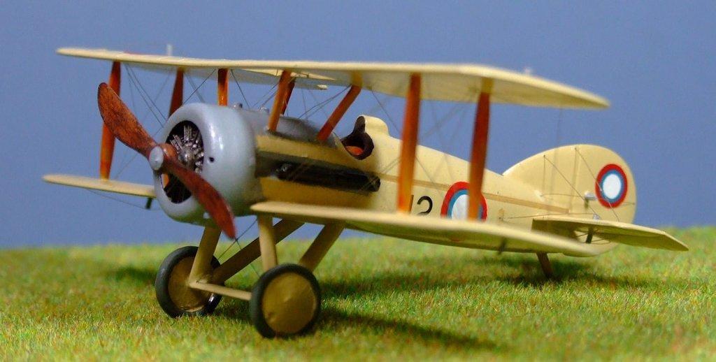 Vickers FB19, Russian Air Service, 1:72