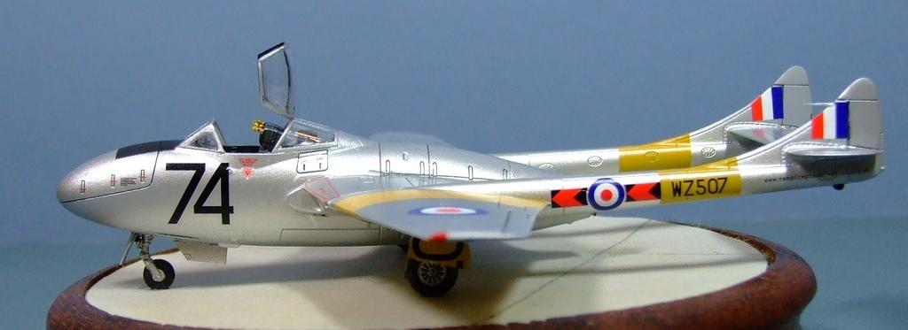 De Havilland Vampire T.11, North Weald, 2012, 1:72