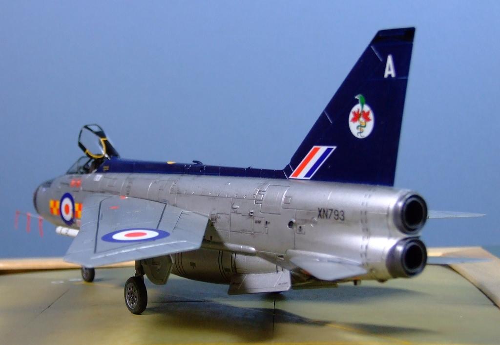 English Electric Lightning F.2A, 92 Sqdn, RAF, 1:72