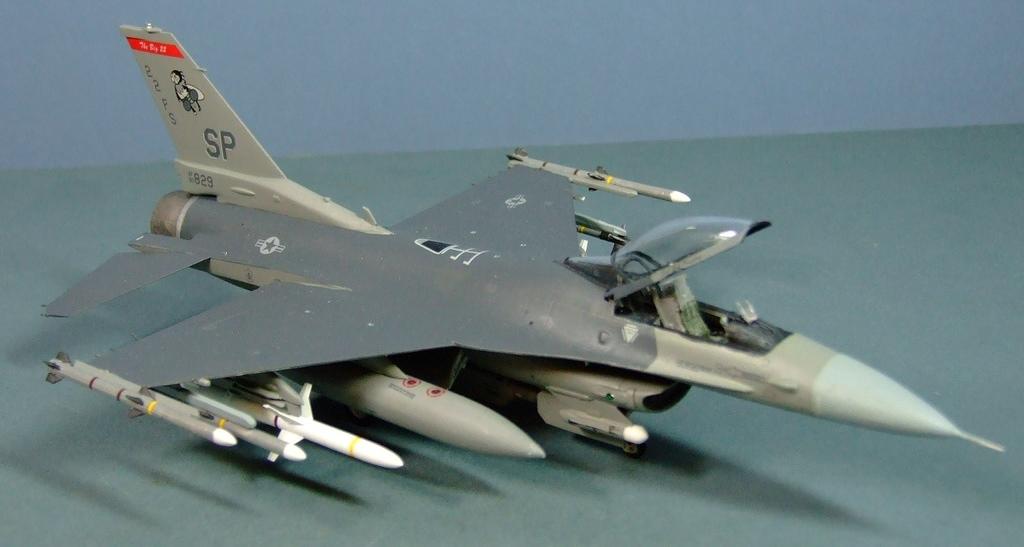 F-16CJ, 22FS, 52FW, USAF, 1:72