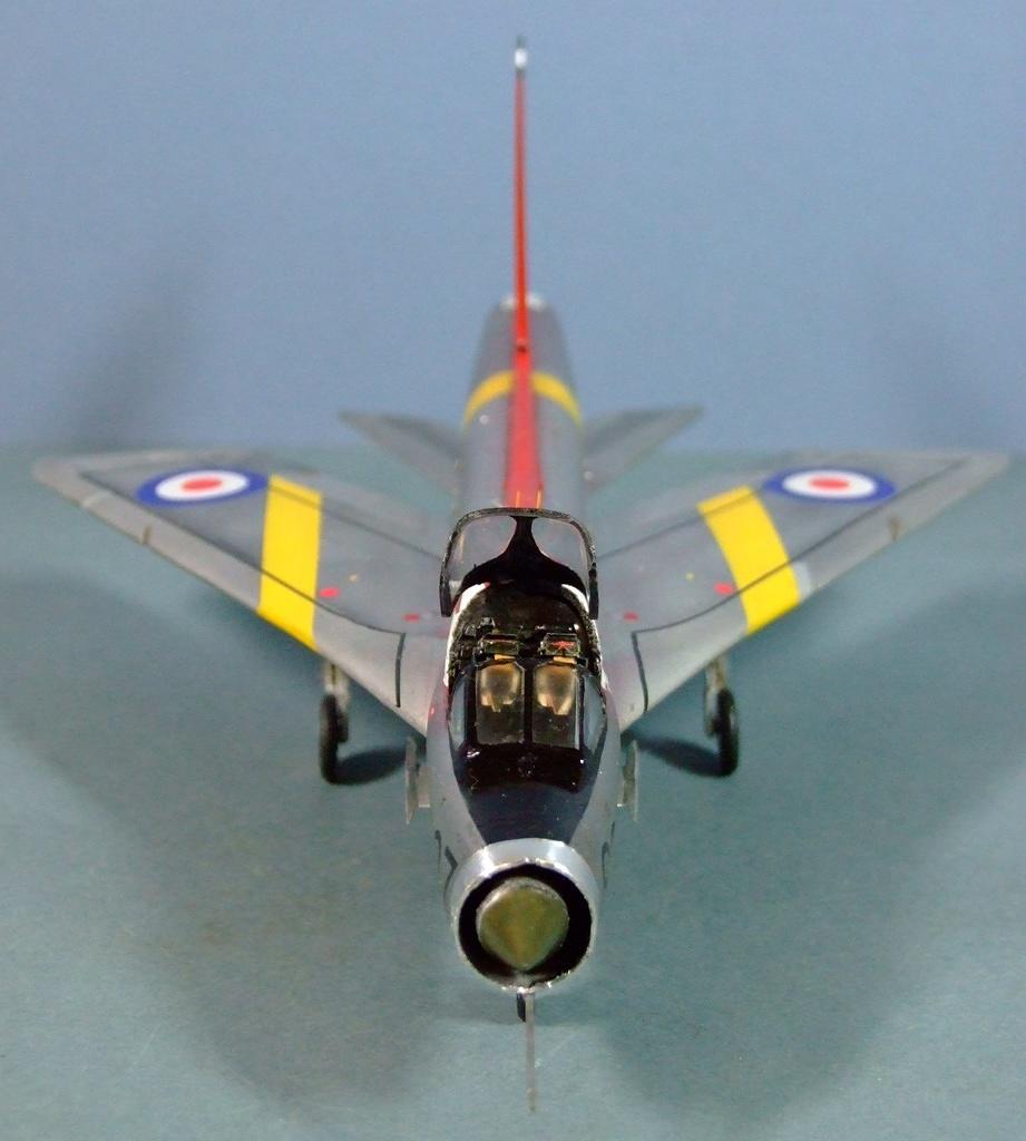 English Electric Lightning T.4, RAF, 1:72