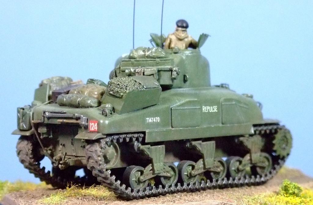 Sherman II, 4th Armoured Division, 1:72