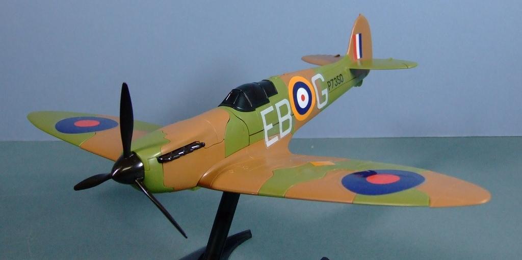 Supermarine Spitfire Mk.1, ~1:48