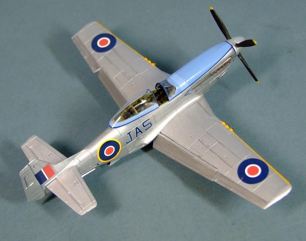 North American Mustang IV, 443 Sqn RCAF, May 1945, 1:72