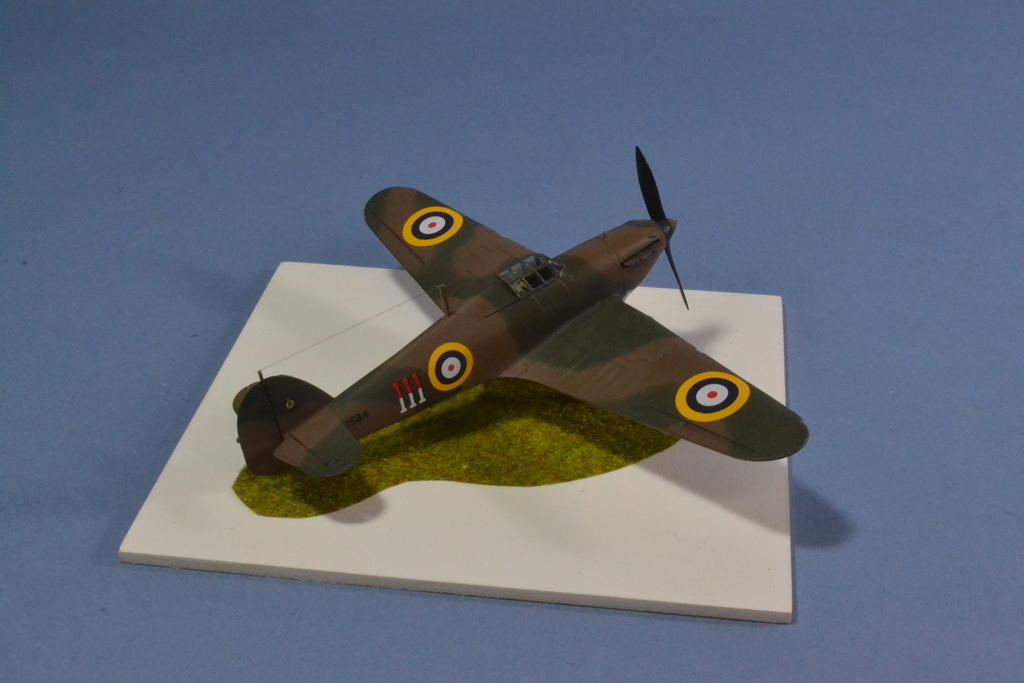 Hurricane 1:72