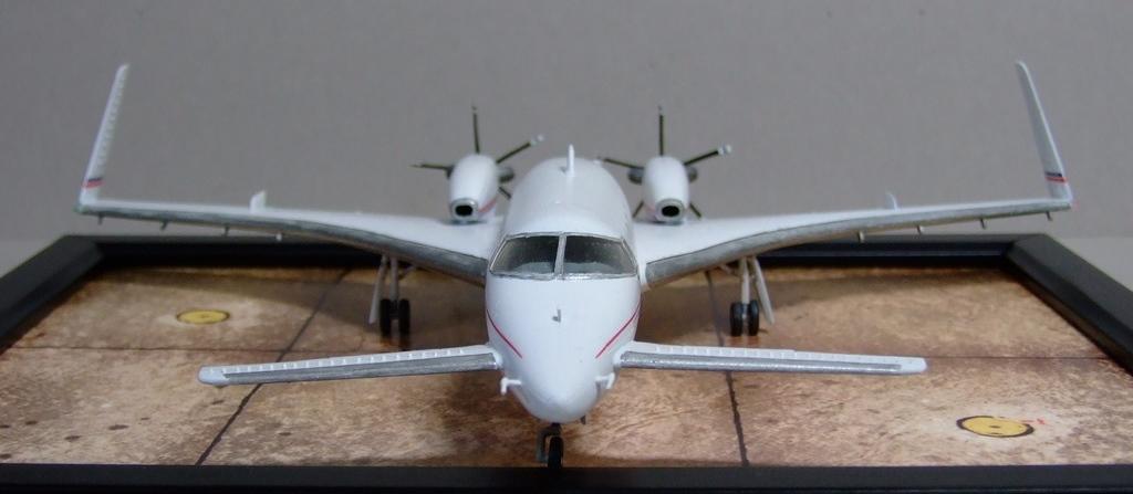 Beech Starship, 1:72