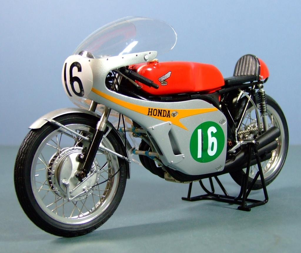 Honda RC166, Mike Hailwood, TT, 1966, 1:12