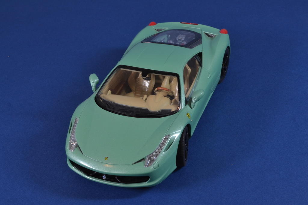 Revell 1:24 Ferrari 458 Italia