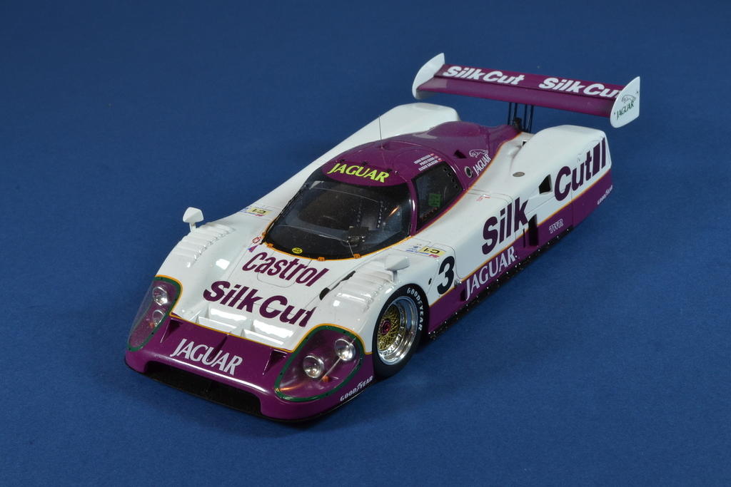 Jaguar XJR12, 1:24 Le Mans Miniatures