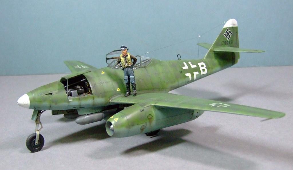 Messerschmitt Me262, 1:48