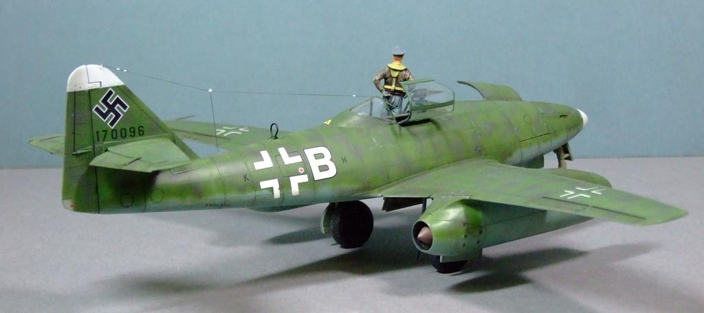 Messerschmitt Me262, 1:48