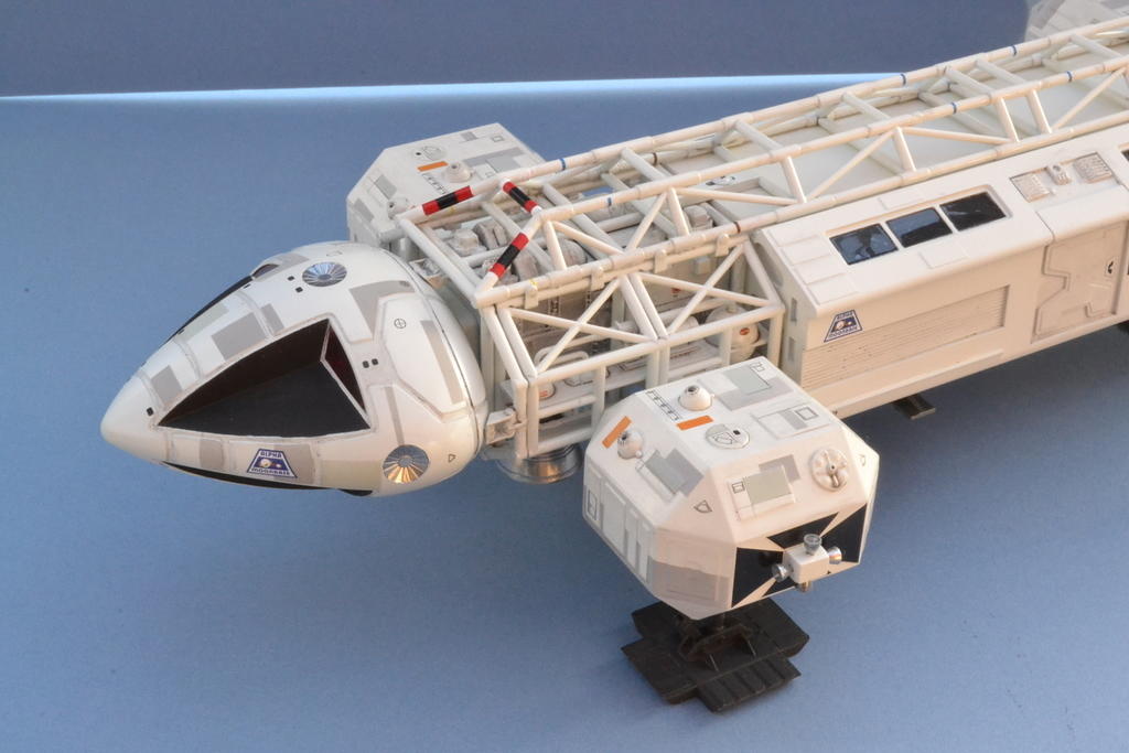 Space:1999 22" Eagle Transporter