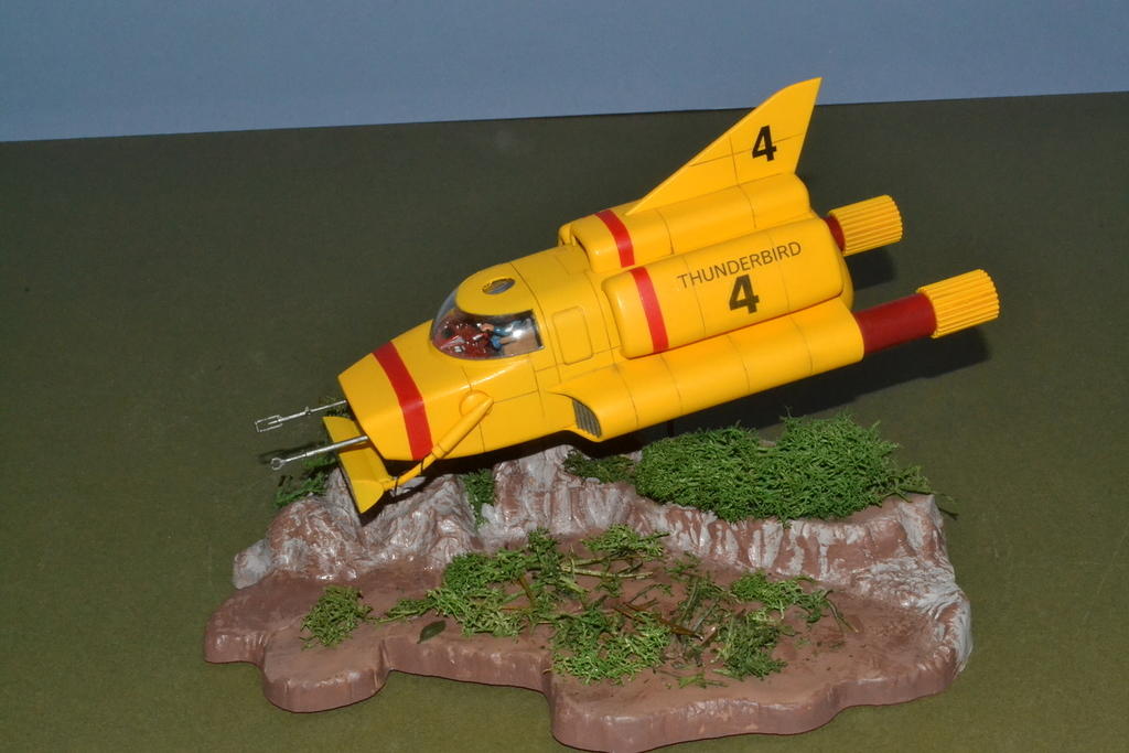 1:48 Scale Thunderbird 4