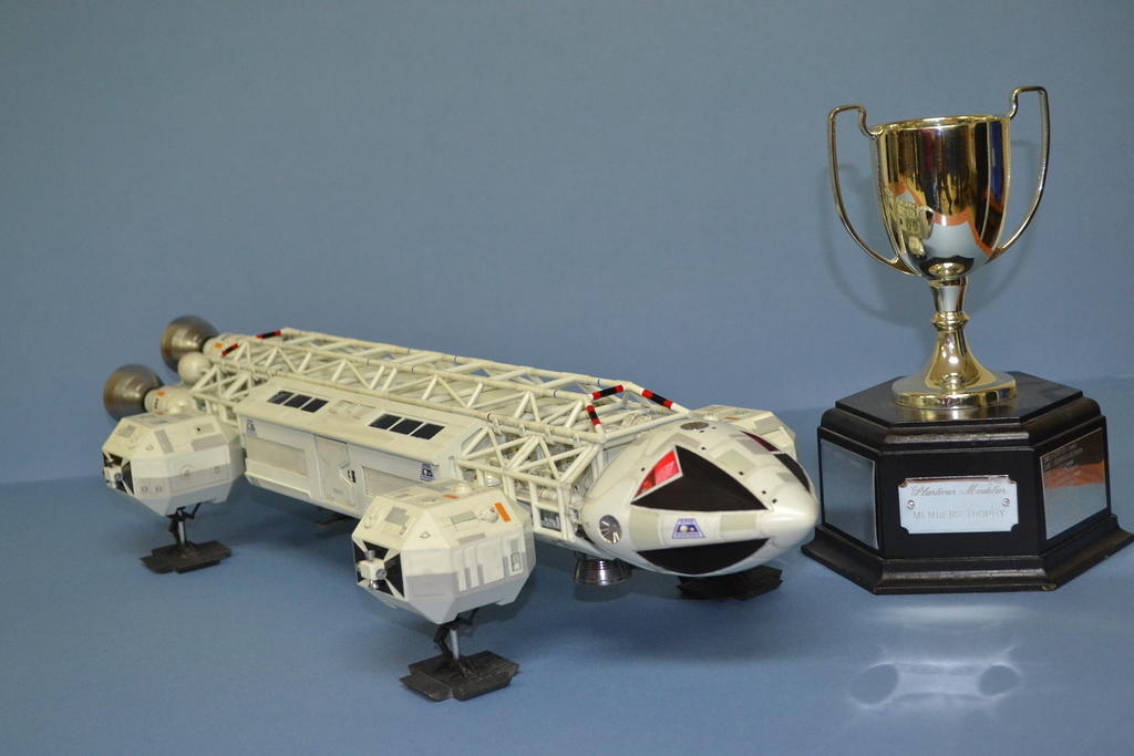 Space:1999 22" Eagle Transporter