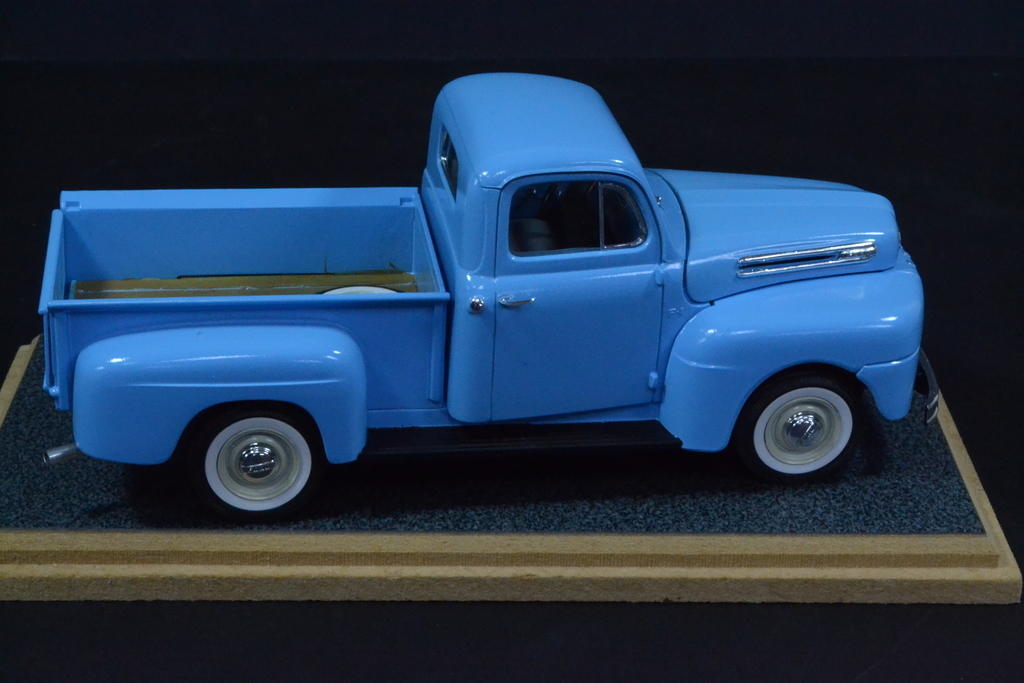 1950 Ford F1 Pickup 1:24