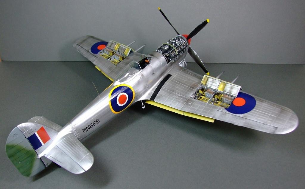 Hawker Typhoon Mk.Ib, 1:24