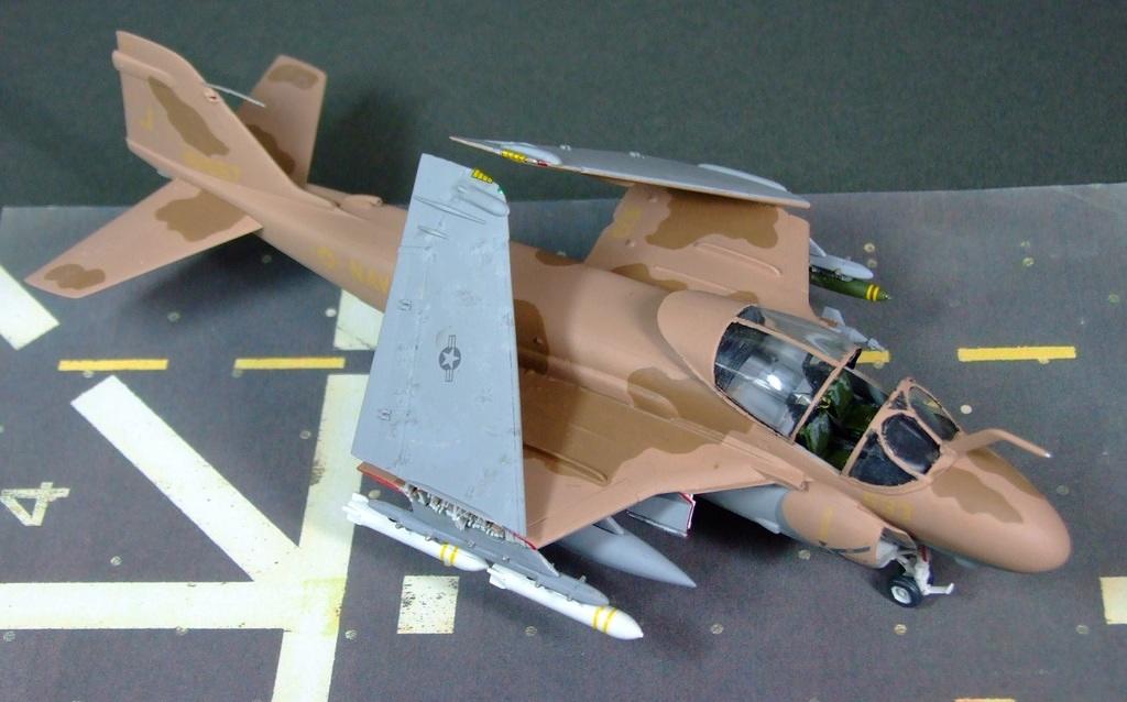 Grumman A-6E TRAM Intruder, 1:72