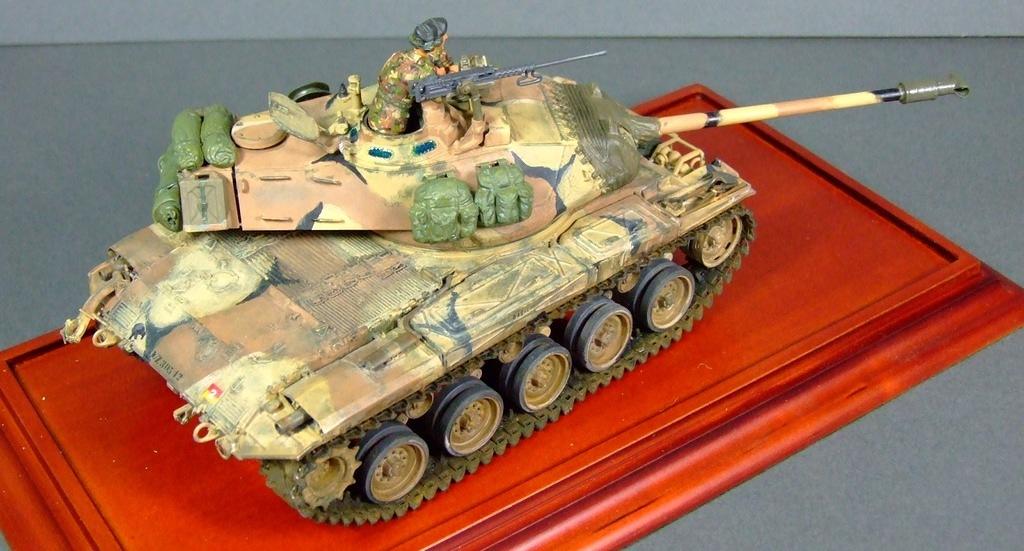 M41A1 Walker Bulldog, 1:35