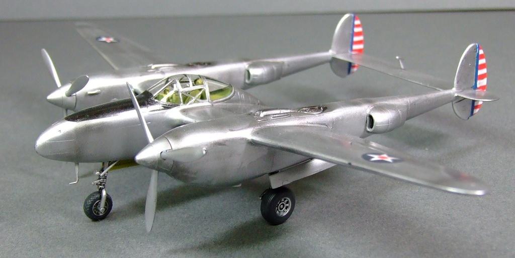 Lockheed XP-38 Lightning, 1:72