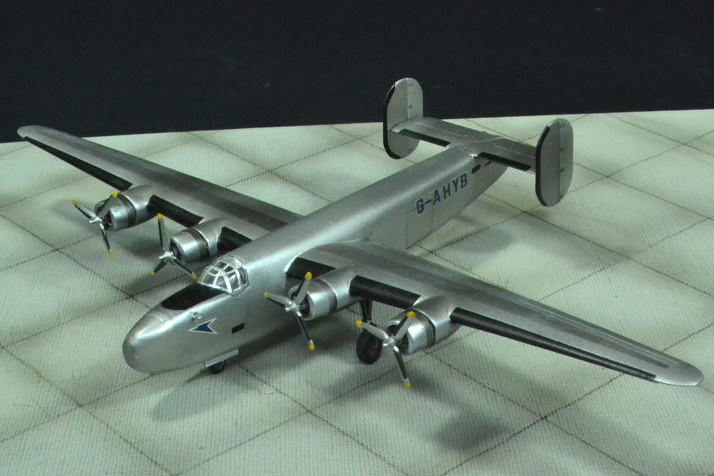 Consolidated LB30 Liberator, BOAC, 1:144