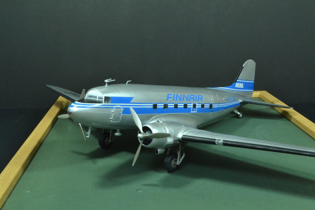 C-47 (DC3) 1:48