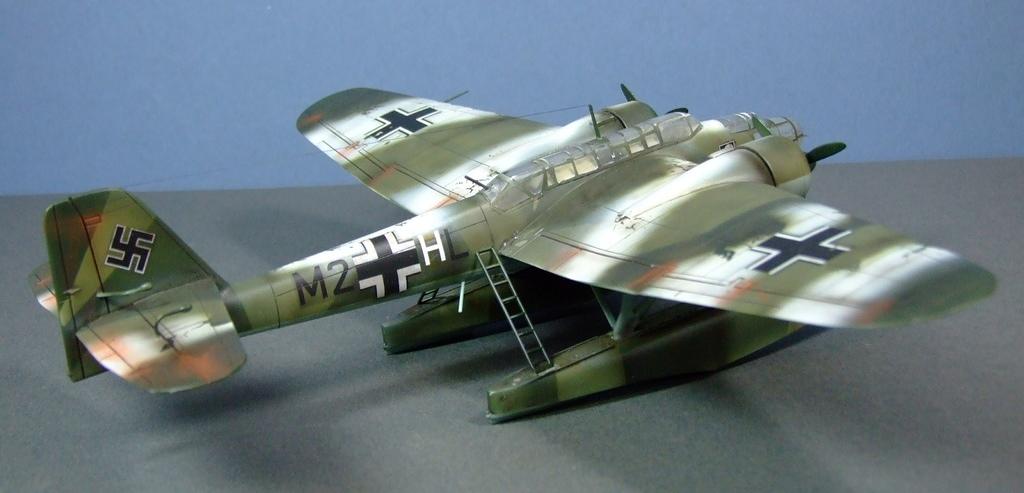 He115, 1:72