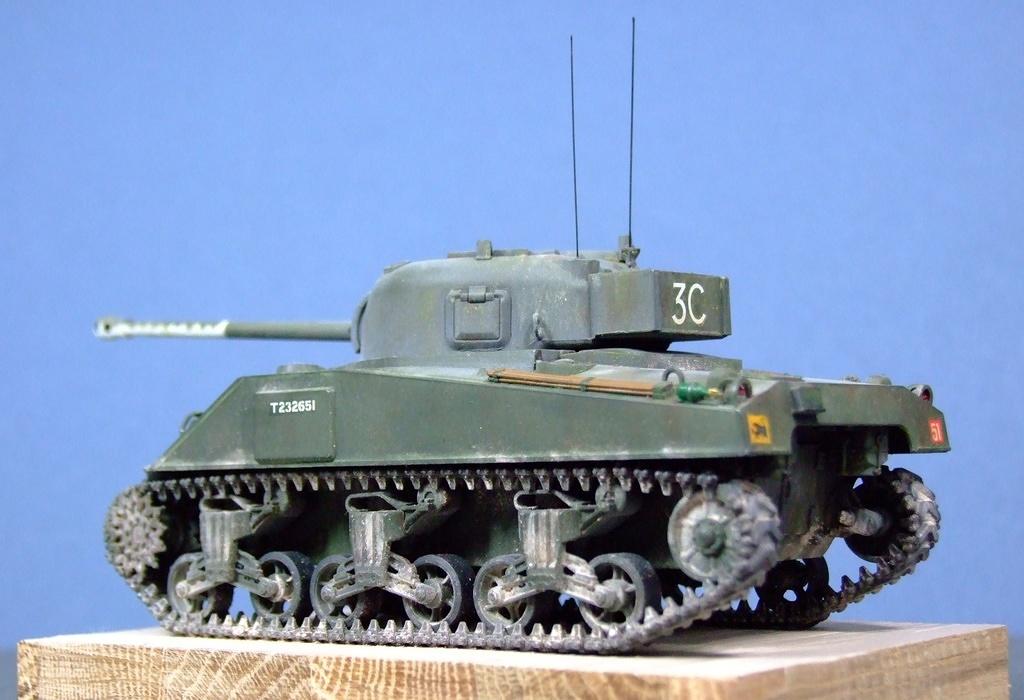 Sherman Firefly IC, 1:48