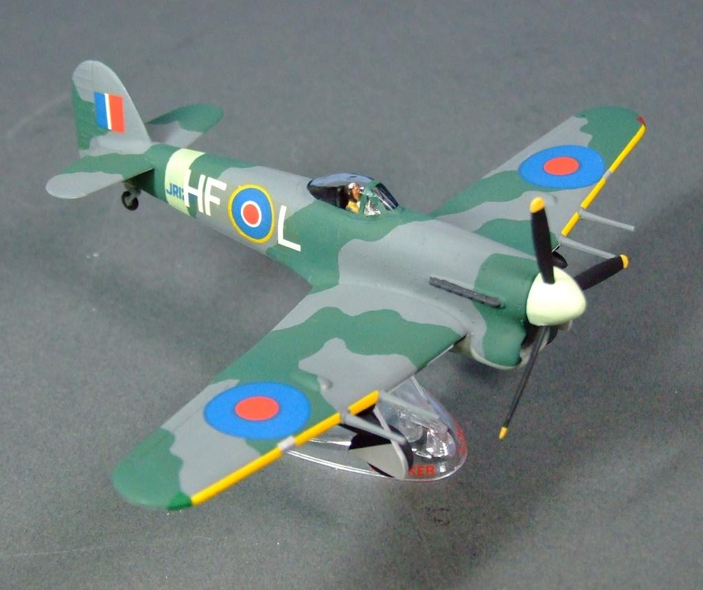 Hawker Typhoon, Airfix, 1:72