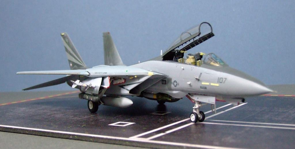 F-14A Tomcat, VF-154, US Navy, 1:72