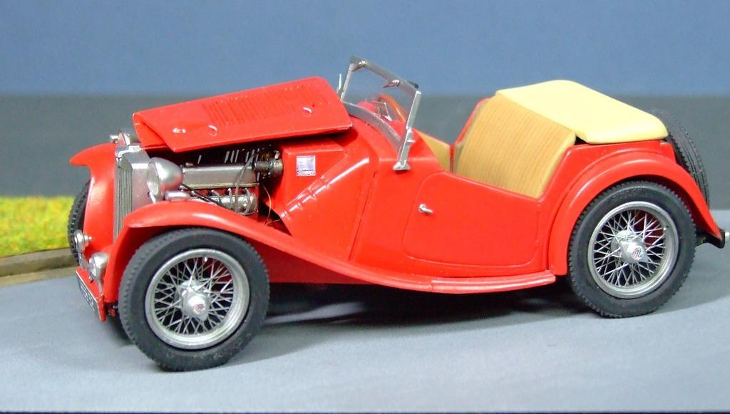 MG TC Midget, 1:32