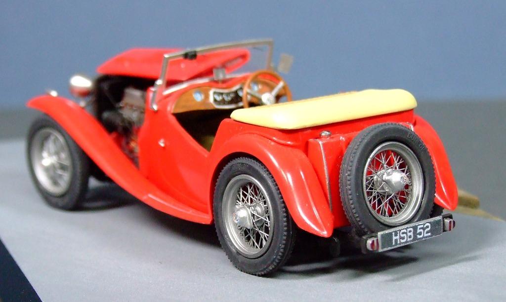 MG TC Midget, 1:32