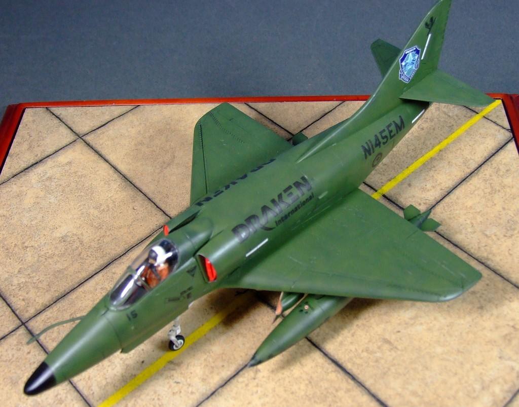 Douglas A-4K Skyhawk, Draken International, 1:48