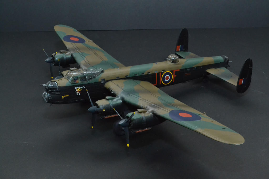 Avro Lancaster BII, 1942