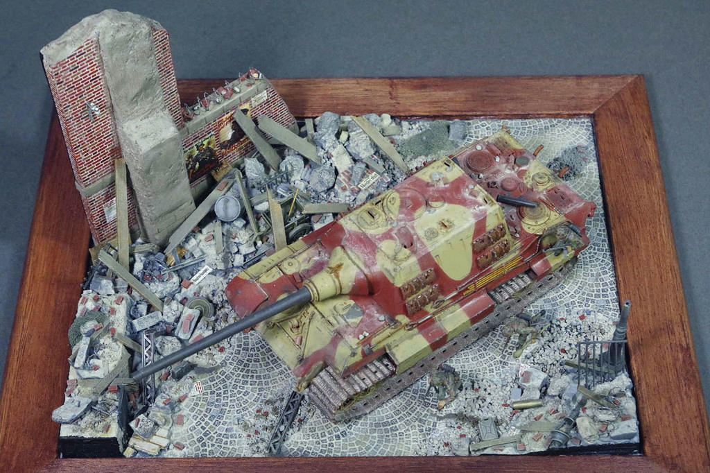 Germany 1945 Jagdtiger diorama