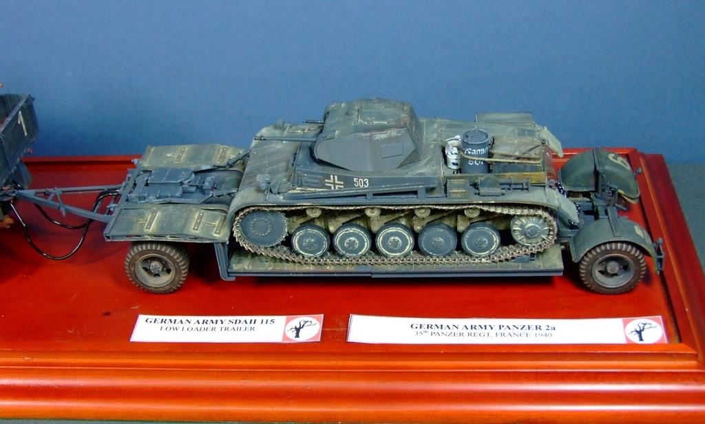 SdAH. 115 trailer and Panzer IIa, 1:35