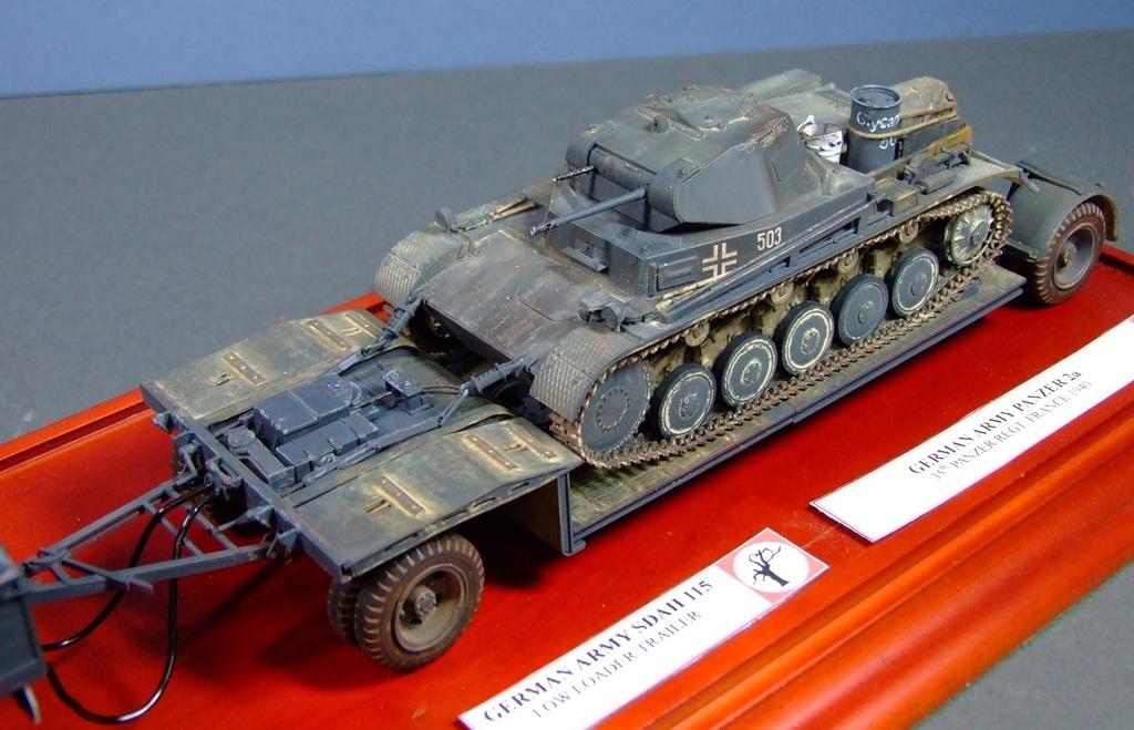 SdAH. 115 trailer and Panzer IIa, 1:35