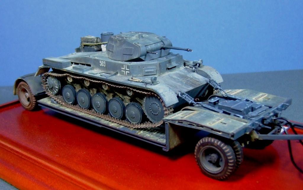 SdAH. 115 trailer and Panzer IIa, 1:35