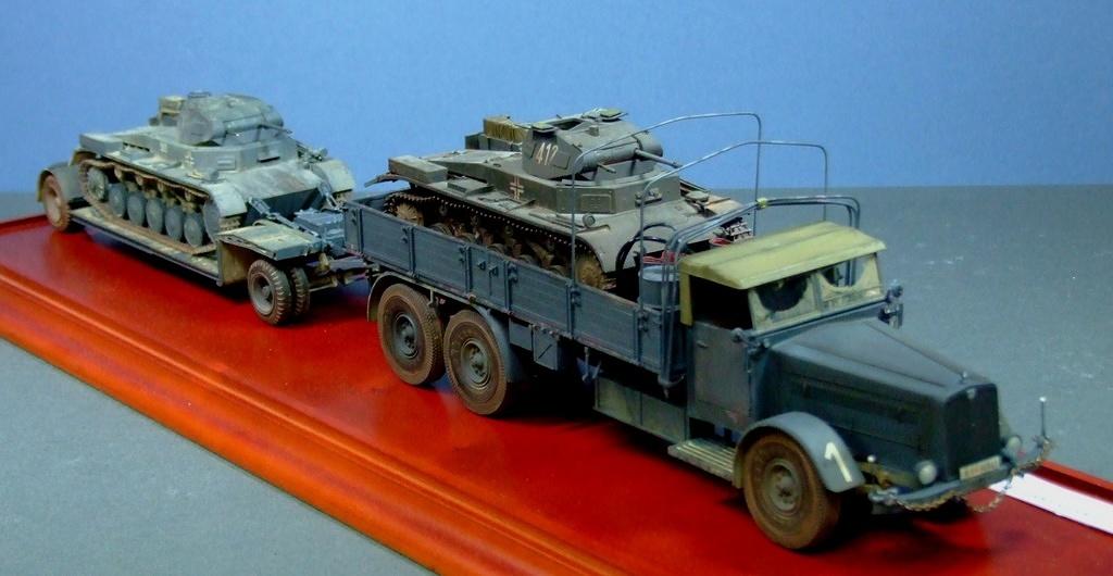 Faun L900, SdAH. 115 trailer and 2x Panzer IIa, 1:35