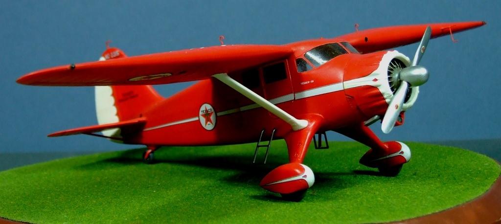 Stinson Reliant SR-9FD, 1:48