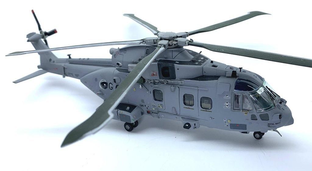 Merlin HC4 (2)