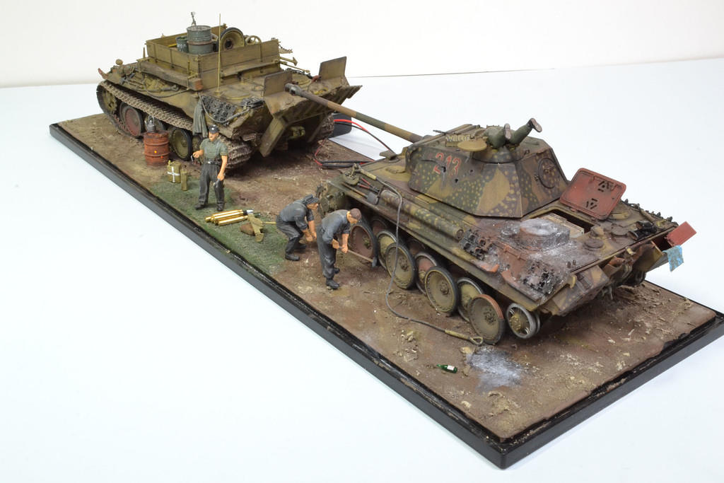 Berg Panther + Panther "D" Diorama