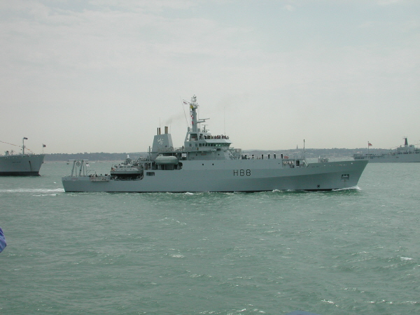 db_Fleet_review_2005_0311.jpg