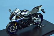 Yamaha R1M